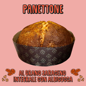 Panettone integrale senza glutine e senza lattosio con grano saraceno e albicocche essiccate, dolce artigianale soffice e gustoso, ideale per le festività.